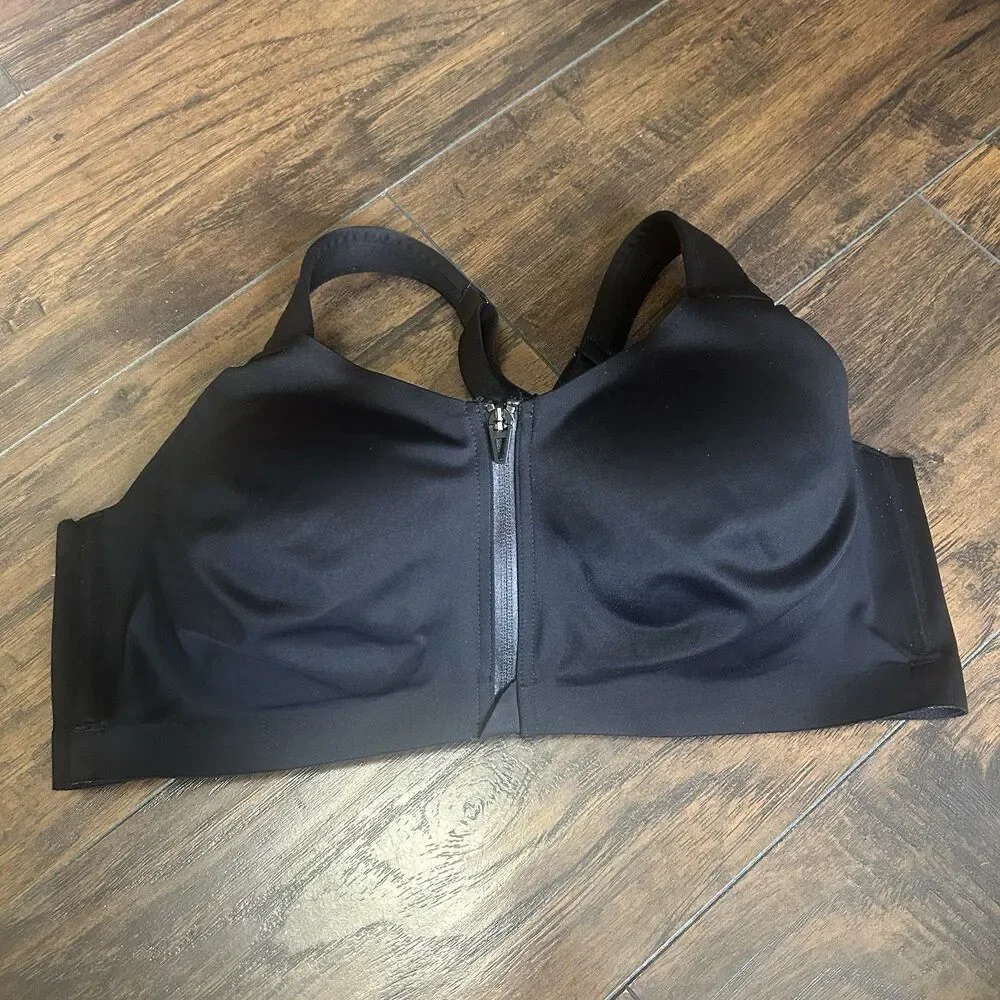 Victorias Secret 40D Knockout Front Zip Close Racerback Sports Bra Black